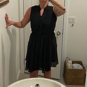 Mimi Chica Black Sleeveless V-Neck A-Line Mini Dress